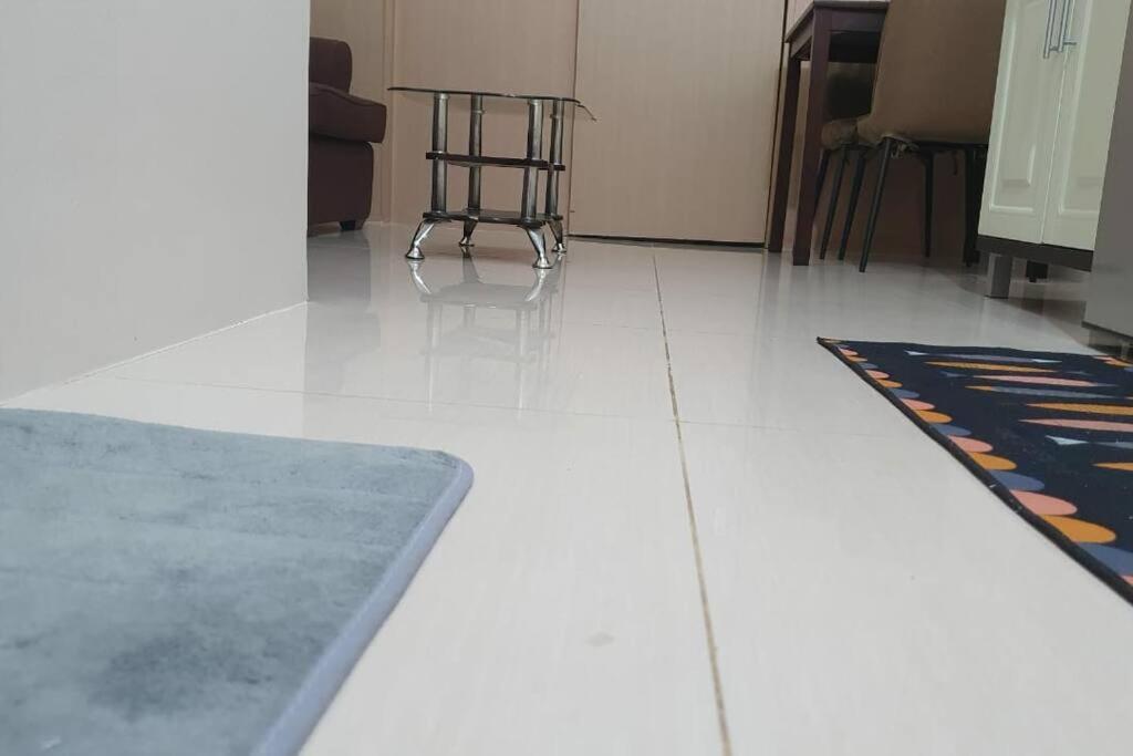 Cherolds Place Lovely 1 Bedroom Condo With Balcony Manila Eksteriør billede